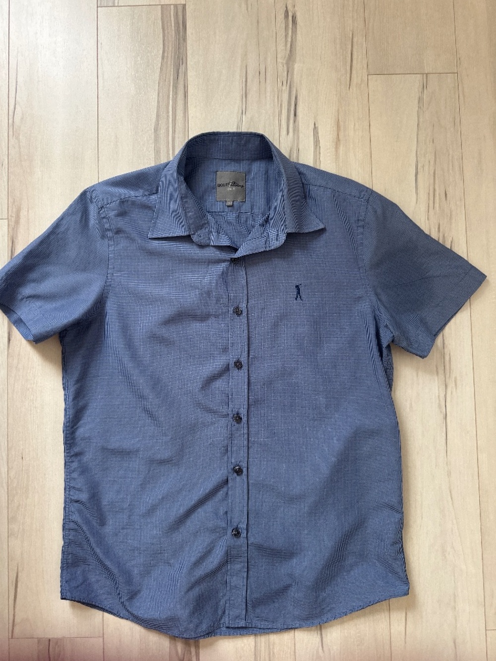 Men’s golf shirt